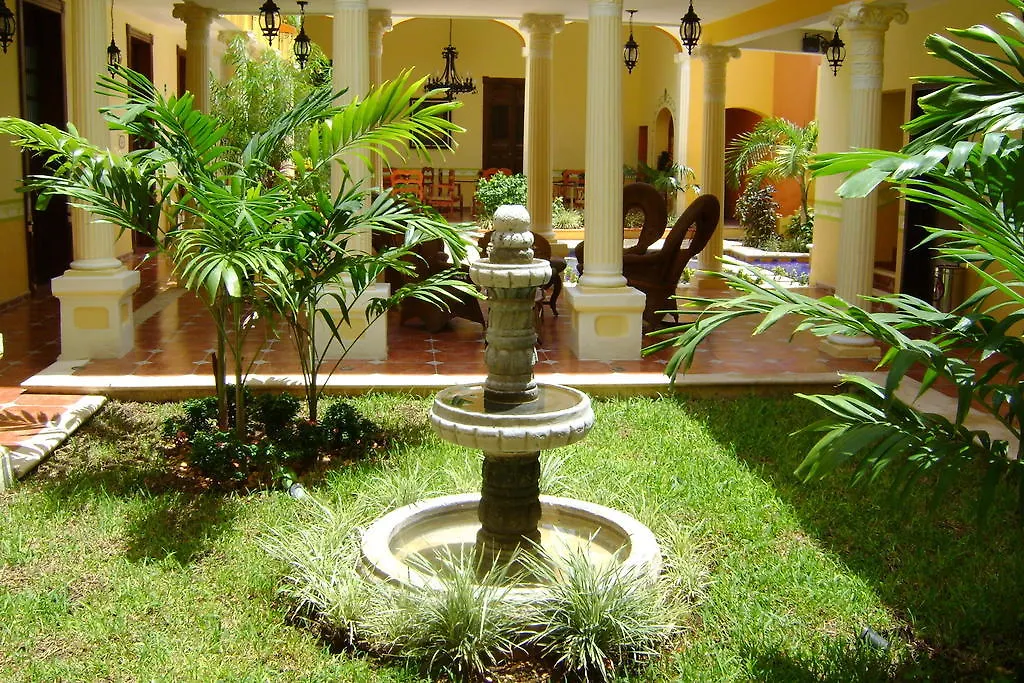 Casa De Las Columnas 메리다 4*,