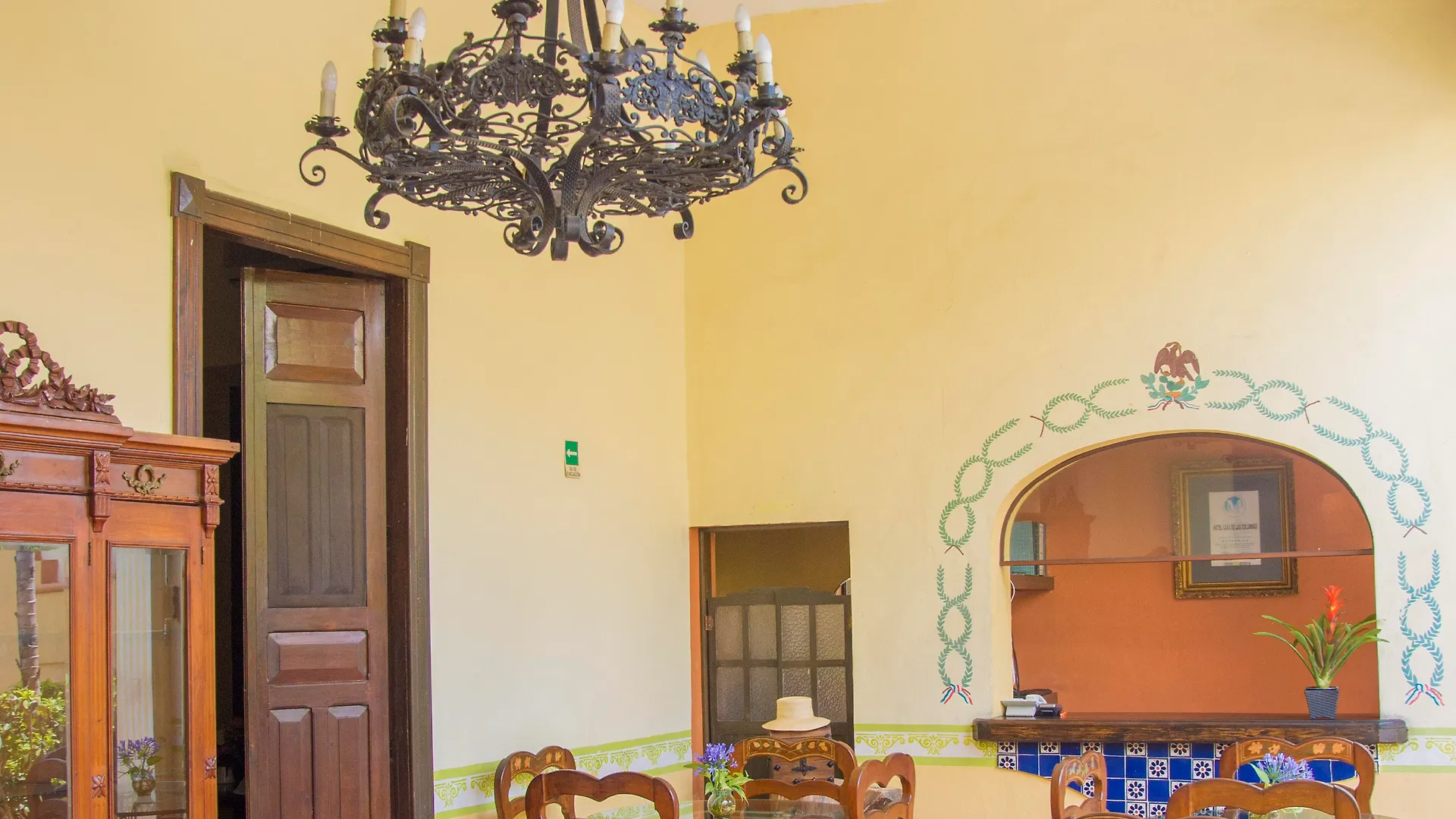 Casa De Las Columnas Merida