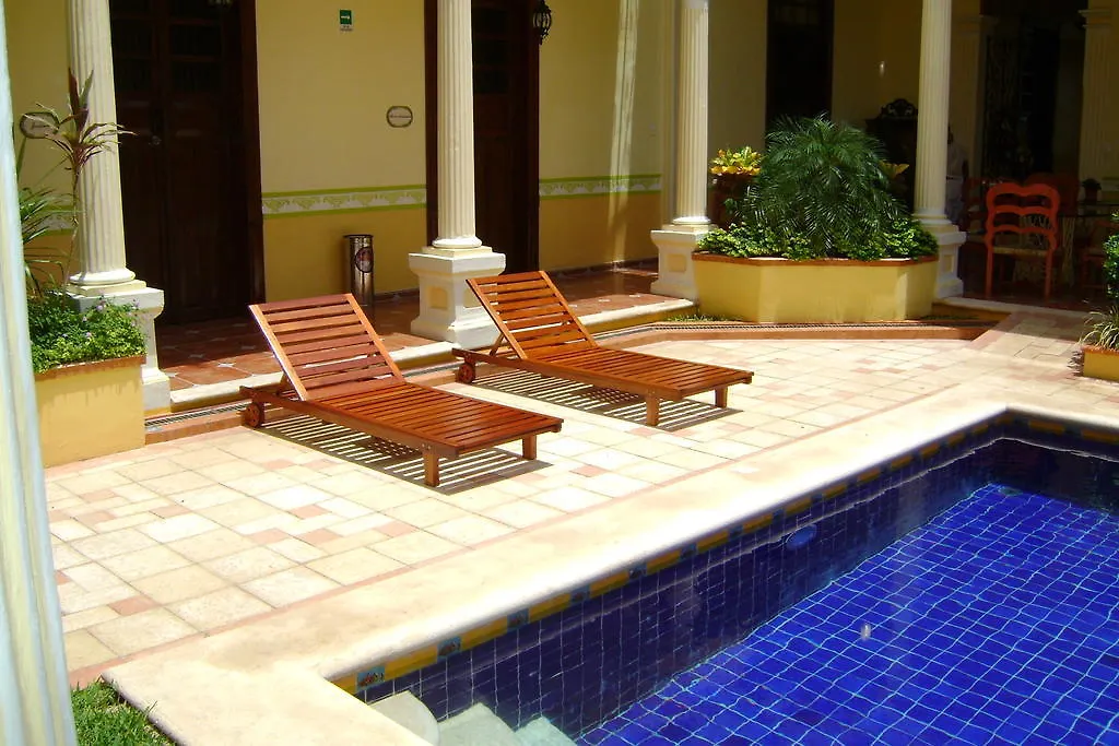 Casa De Las Columnas Merida Hotel