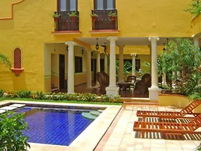 Casa De Las Columnas Merida